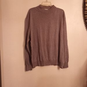 Gray sweater